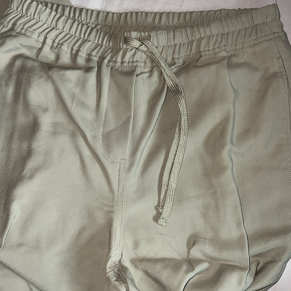 Reiss - Picture 3 of 10